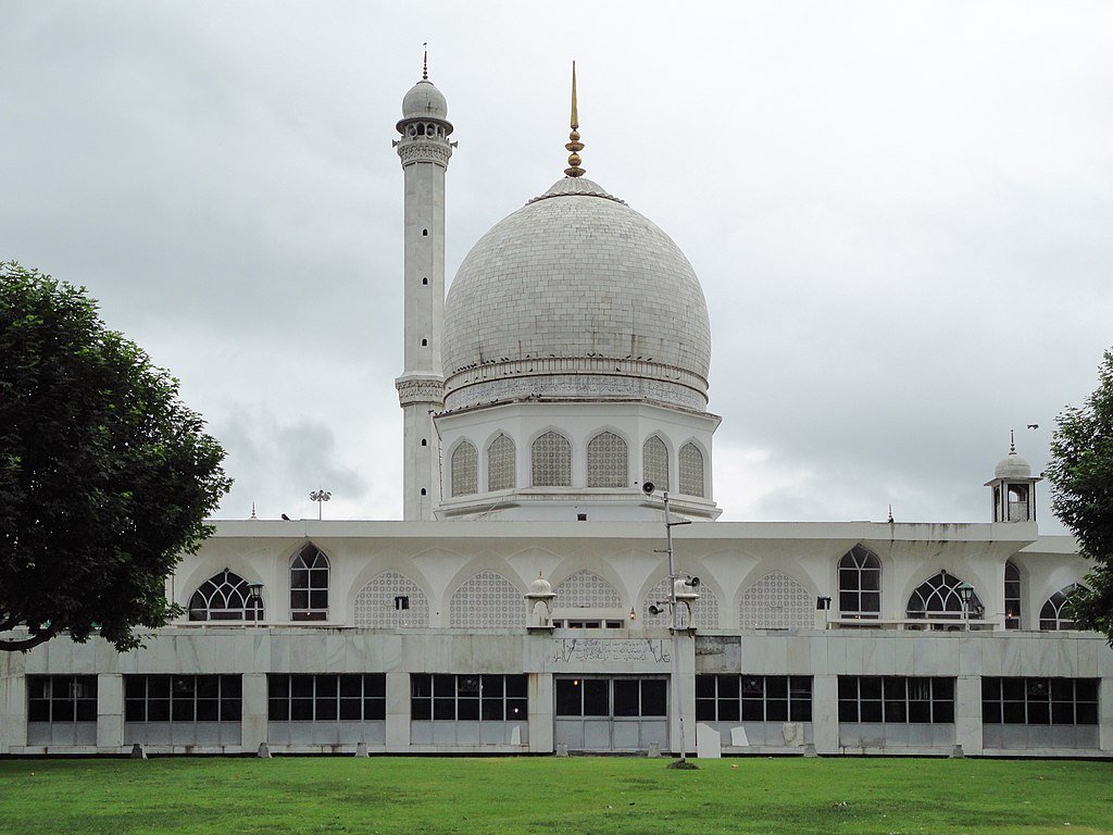 HAZRATBAL_SHRINE_01